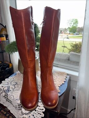 Classic Women's Tall Leather Riding Boots - Brown